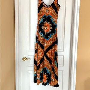 Colorful printed maxi dress!